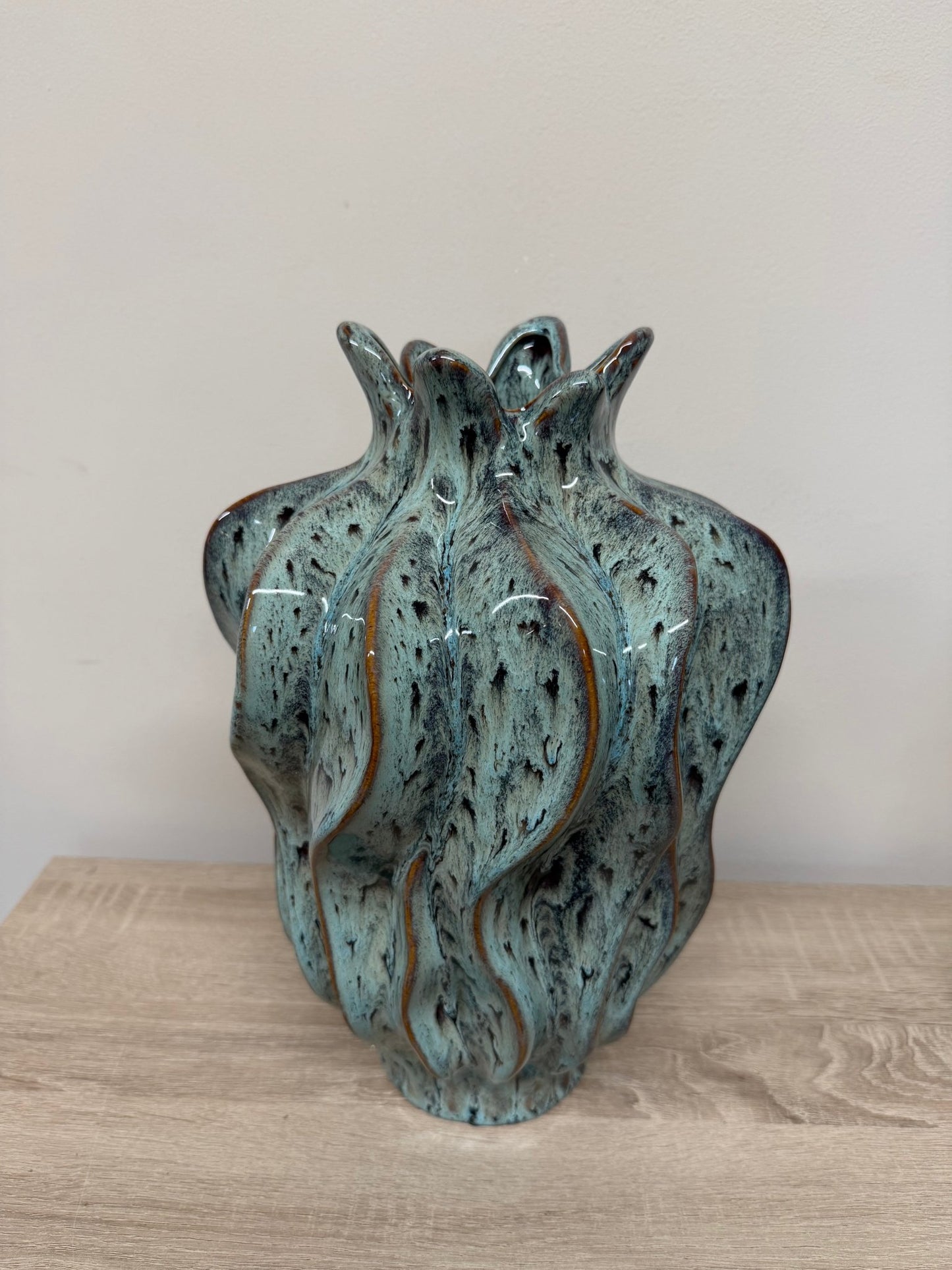 Keramische vaas ‘Elin’ - DYNA WOONDECORATIE