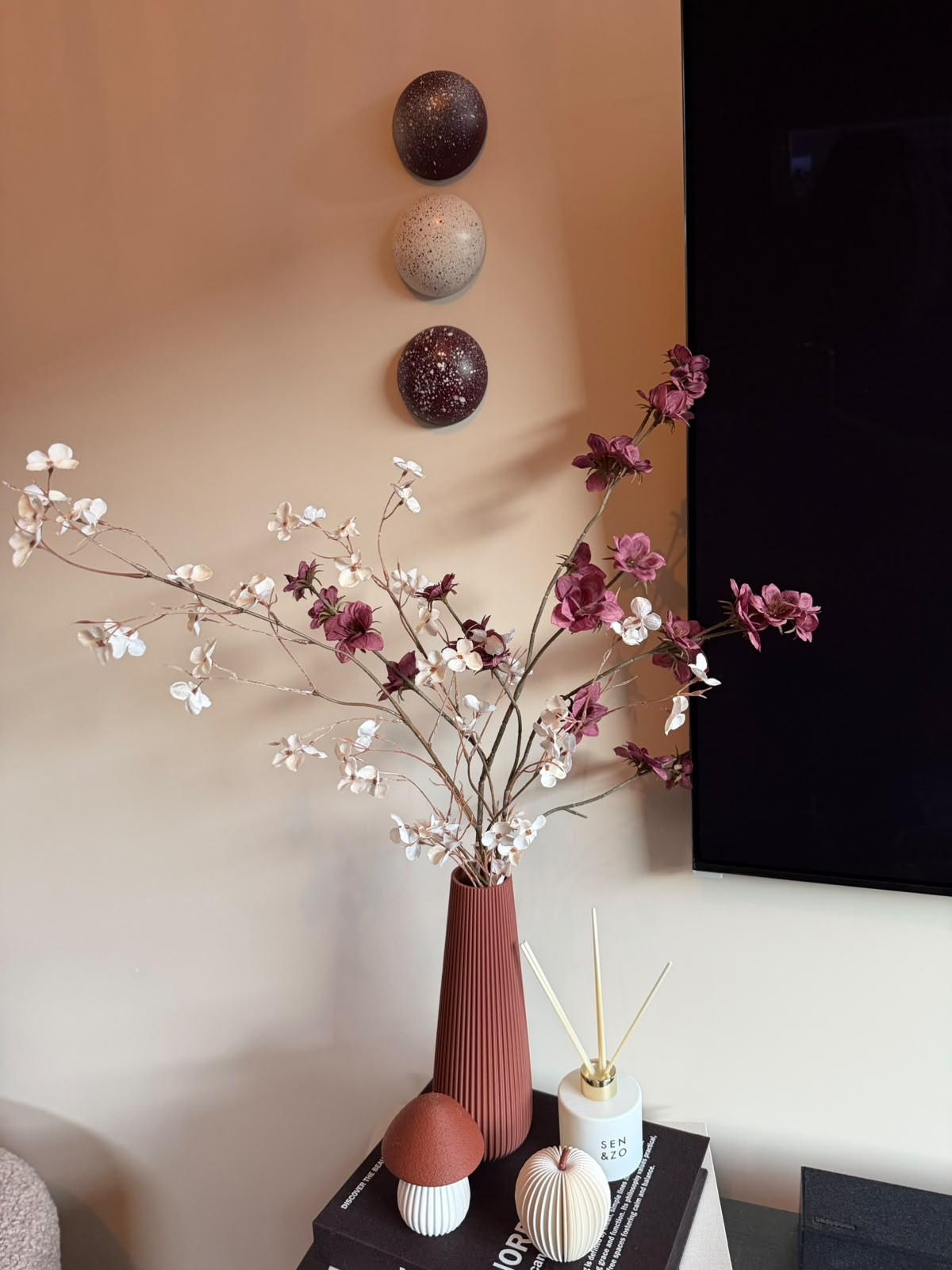 3D wandbollen set van 3 terracotta & wit met spikkels - DYNA WOONDECORATIE