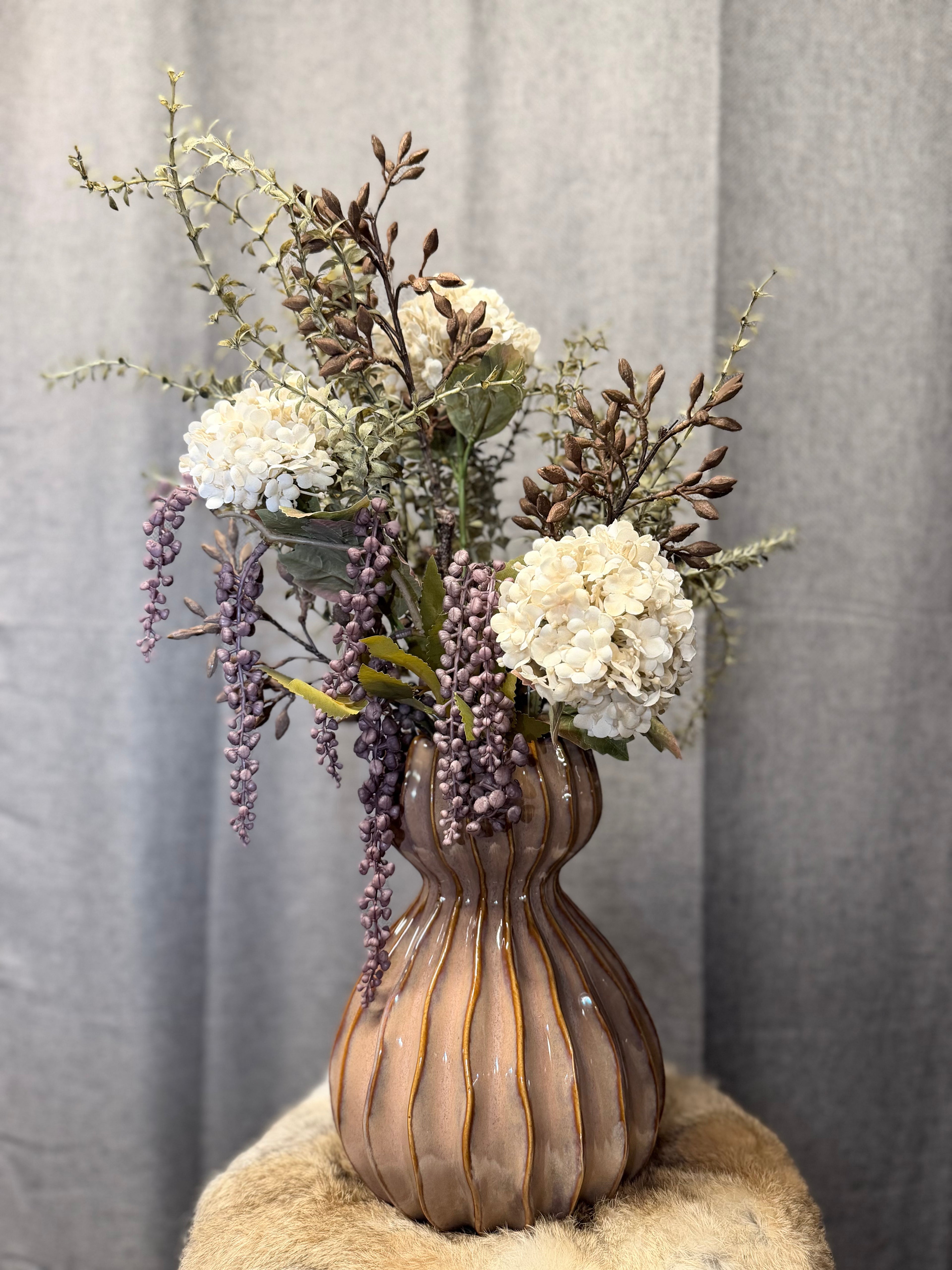 Keramische vaas beige/oudroze kleur