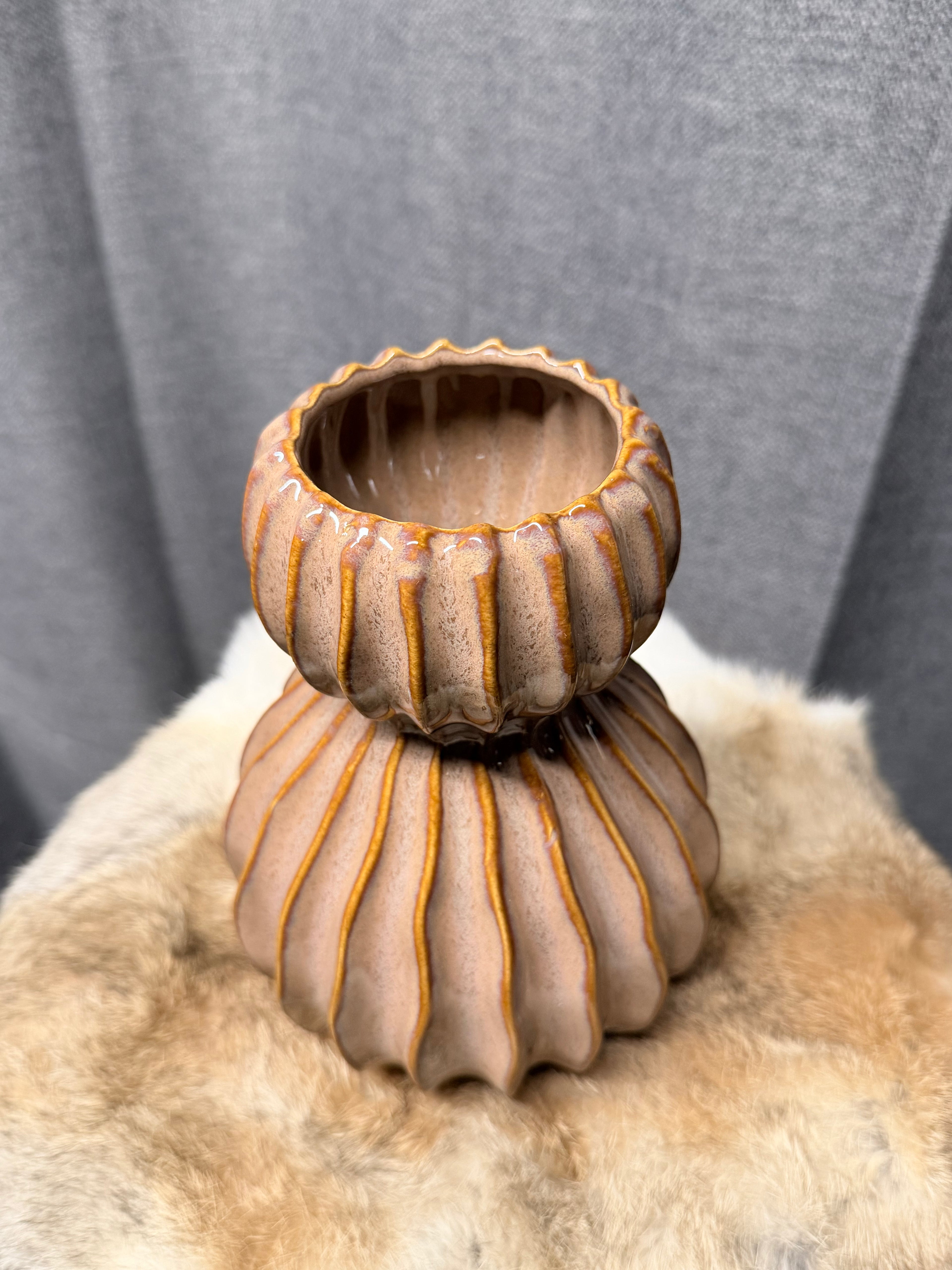 Keramische vaas beige/oudroze kleur