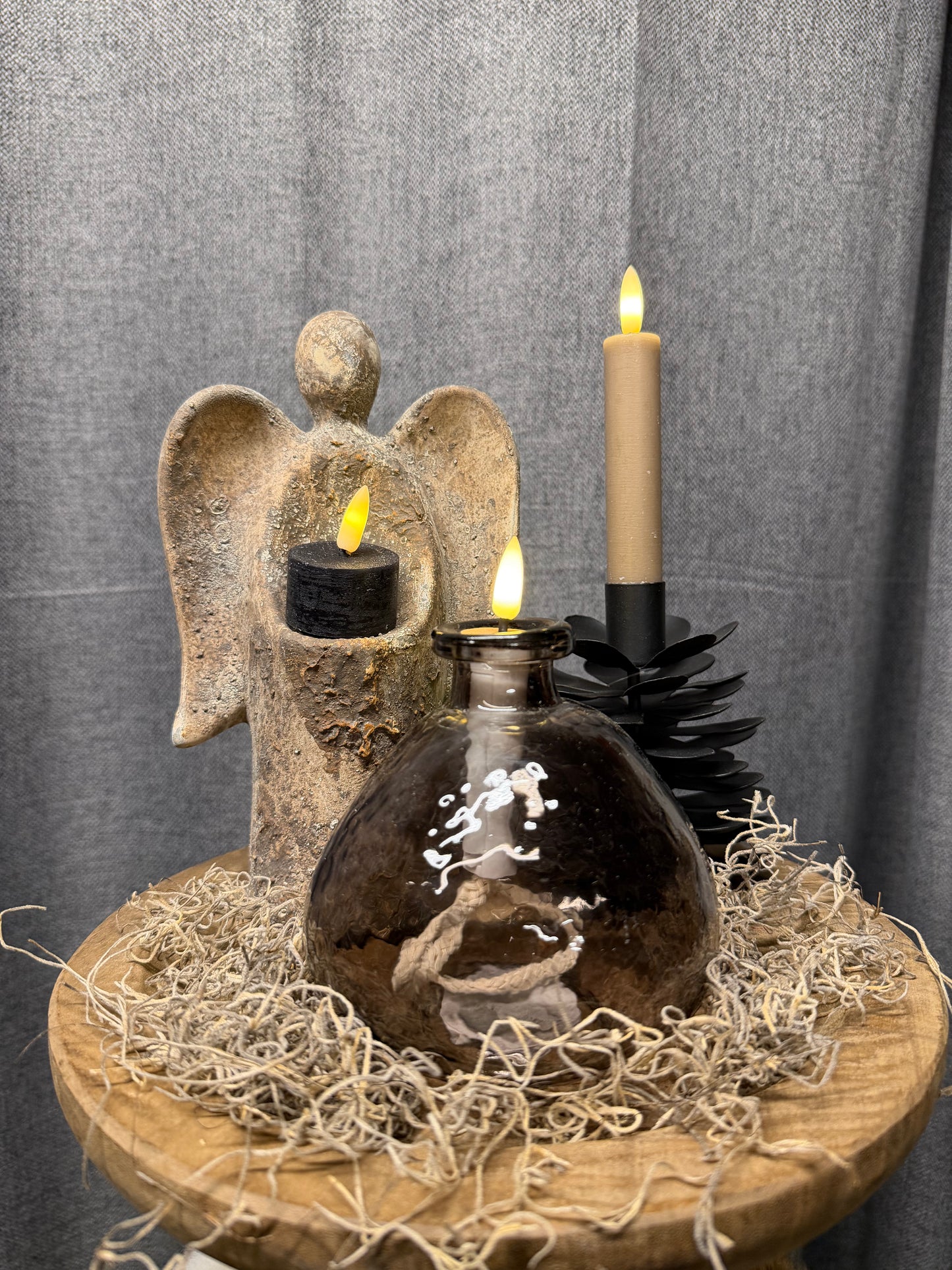 Landelijke decoratieset op houten plateau