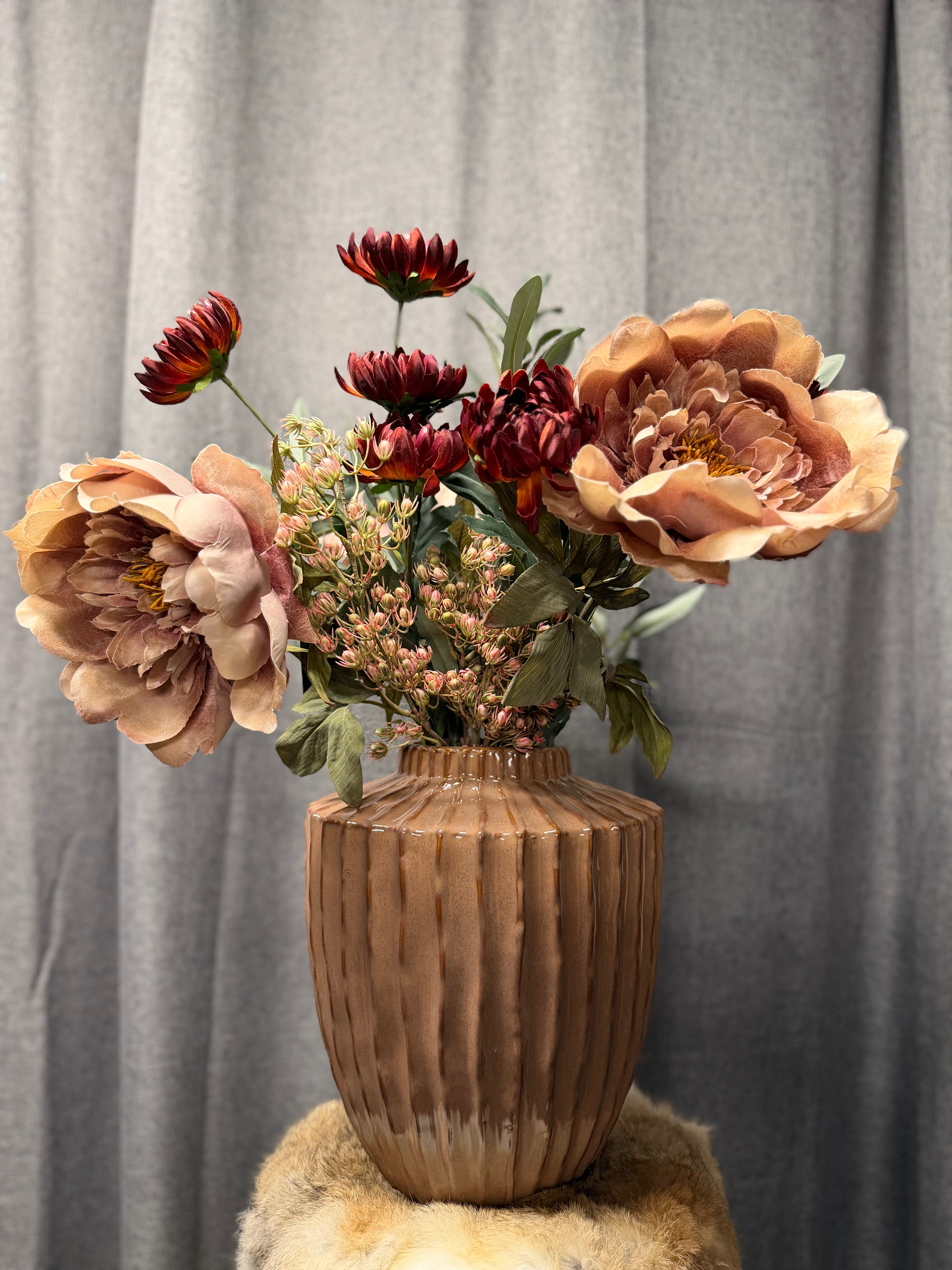 Keramische vaas beige/oudroze kleur