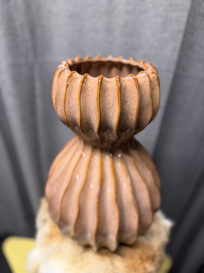 Keramische vaas beige/oudroze kleur