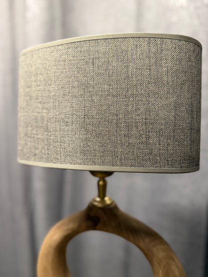 Landelijke lamp met lampenkap en gouden details (dimbaar)