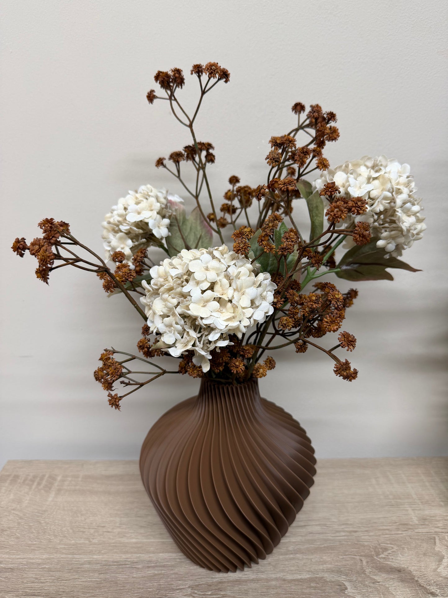 3D spiraal vaas bruin