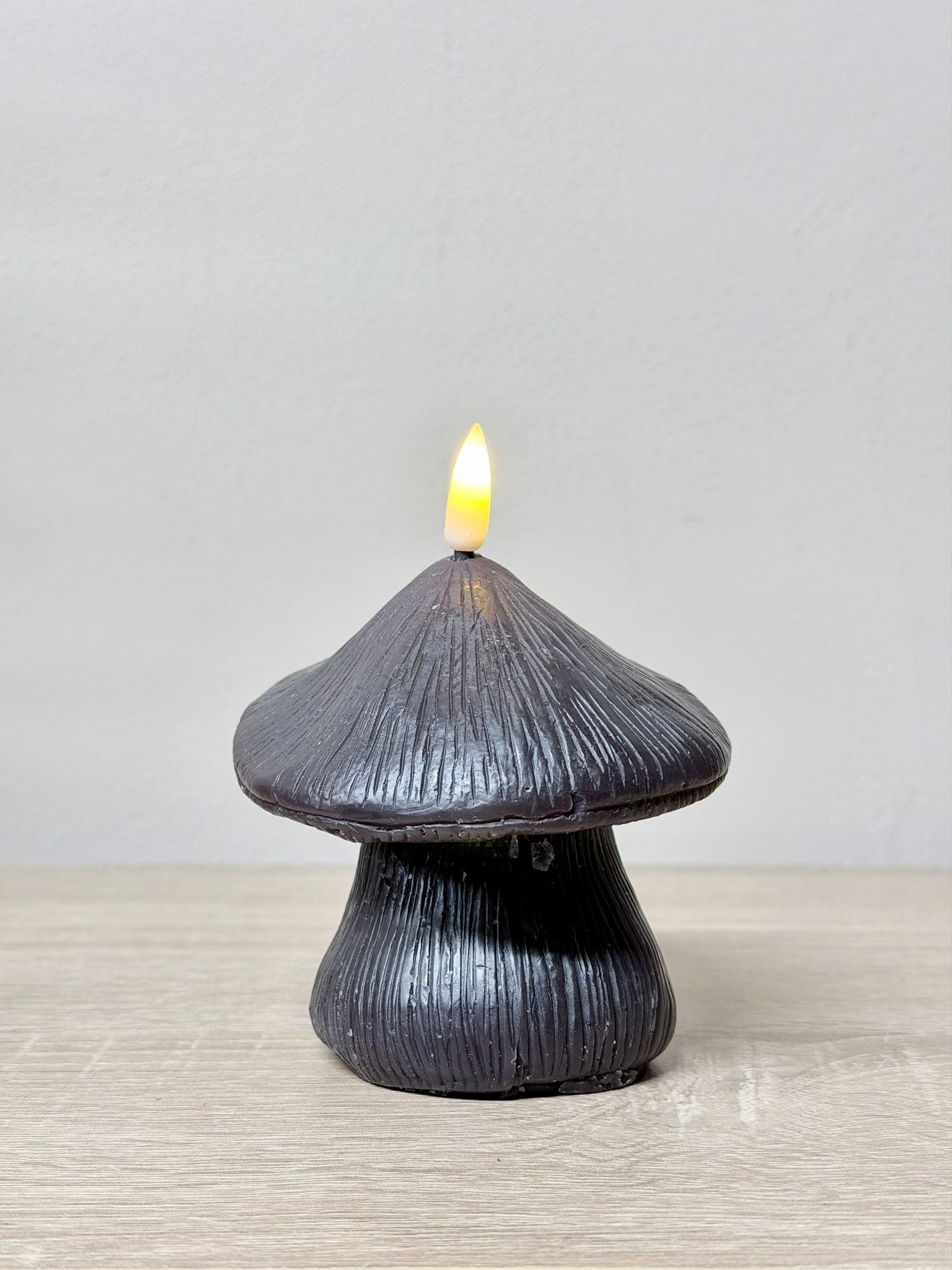 LED paddestoel kaars donkerbruin Countryfield - DYNA WOONDECORATIE